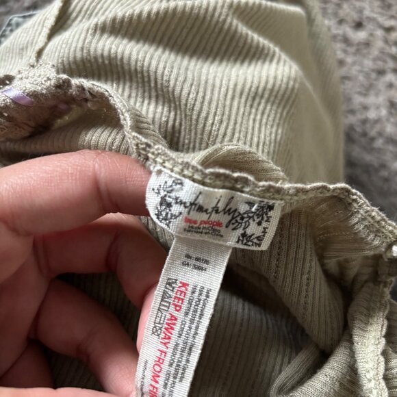 Free People Ribbed Beige/ light green Lace-Trim Tank Top Womens Size M - Picture 3 of 5